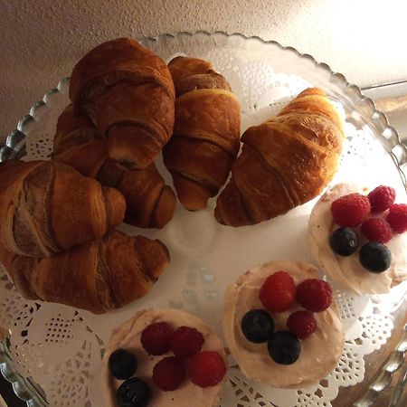 B&B Antico Tralcio Antignano  Exteriör bild